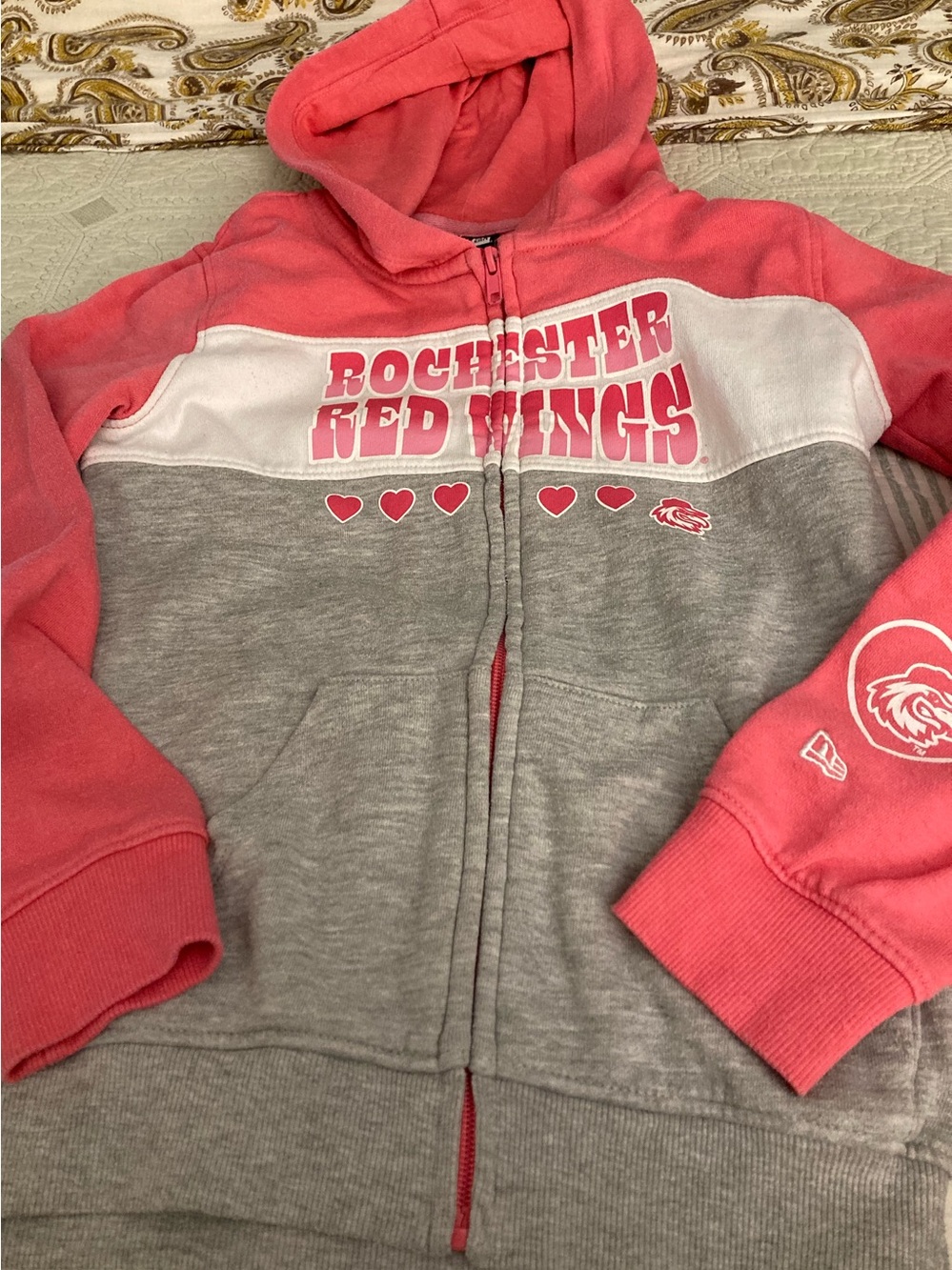 New Era girls' Full Zip Hoodie Rochester Red Wings Heart Graphics Sz 10/12